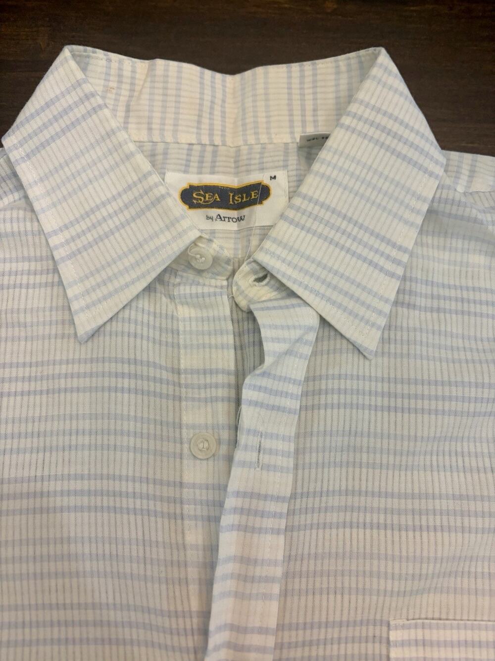 Sea Isle Arrow Shirt Men's Medium Short Sleeve Lightweight Vintage 80s Rayon